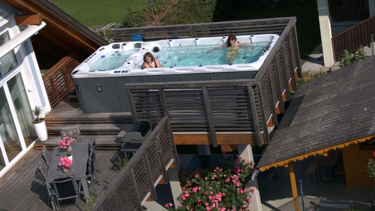 Ligist Apartment | Cosy apartment for 6 guests with WIFI, private pool, TV, terrace and parking