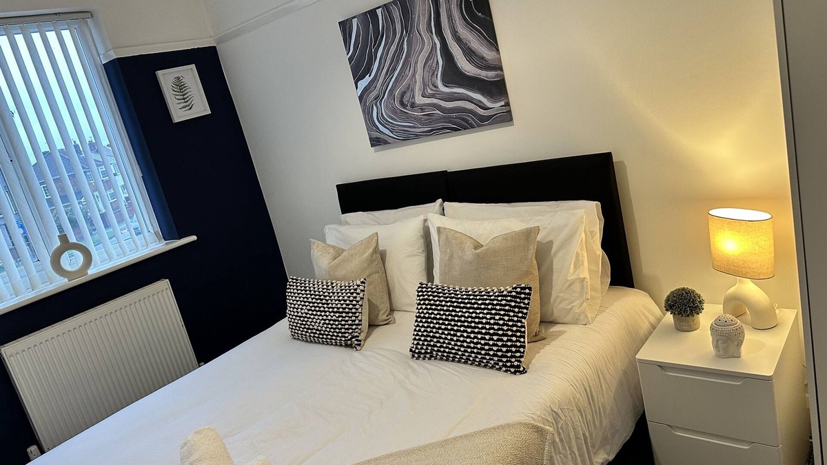 Huyton Apartment | Cosy Apartment for contractors