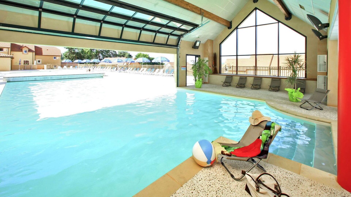 Sarlat-la-Caneda House | Cosy apartment in villa for 8 guests with WIFI, pool, TV, terrace, pets allowed and parking