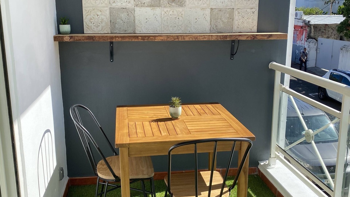 Centre-Ville Apartment | Cosy apartment in Saint-Pierre town center
