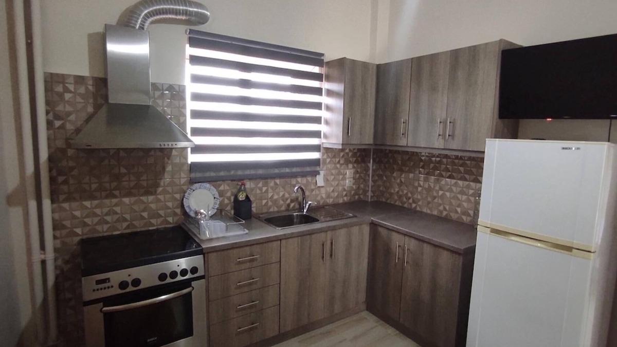 Amarinthos Apartment | Cosy Apartment in Relaxed Neigboorhood