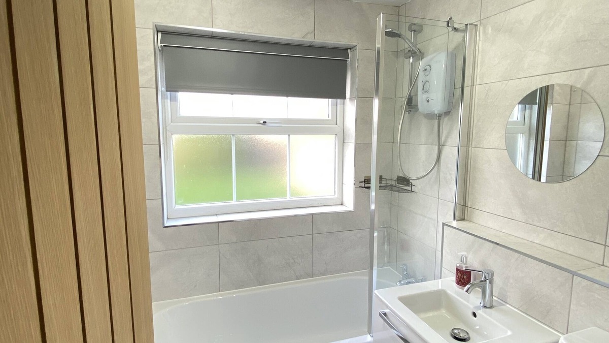 Sutton Coldfield Apartment | Cosy Apartment In the Royal Sutton Coldfield Perfect for Families, Contractors