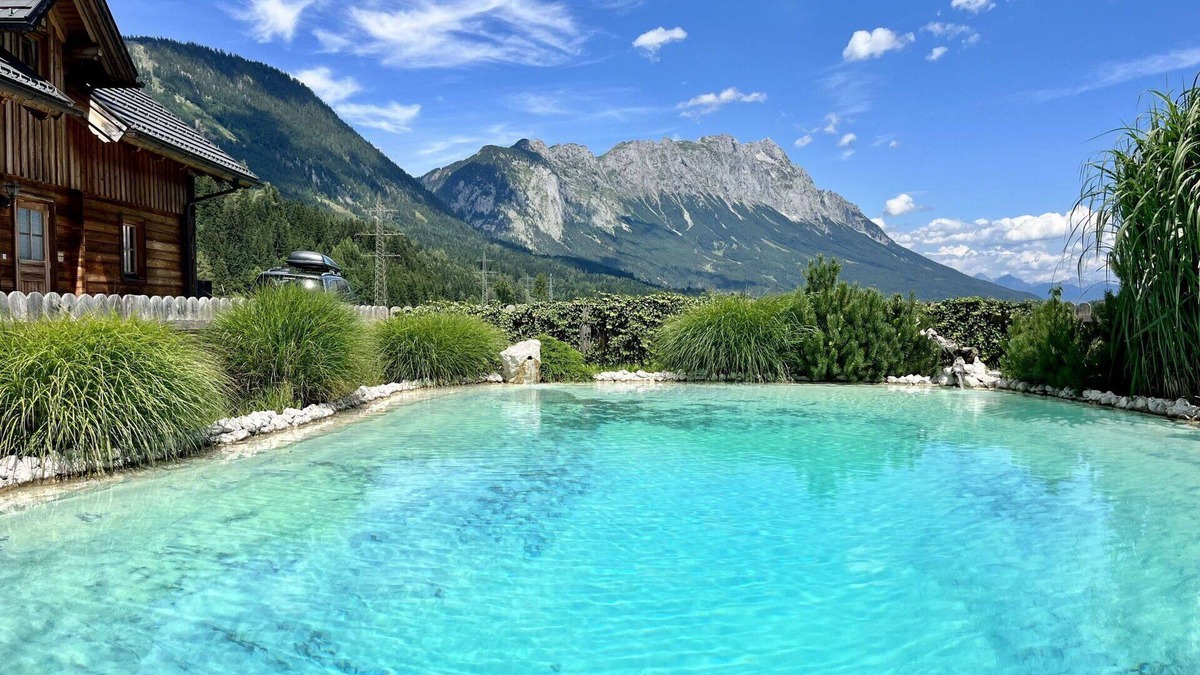 Mitterberg-Sankt Martin House | Cosy apartment in villa for 18 people with WIFI, pool, TV, terrace, pets allowed and parking