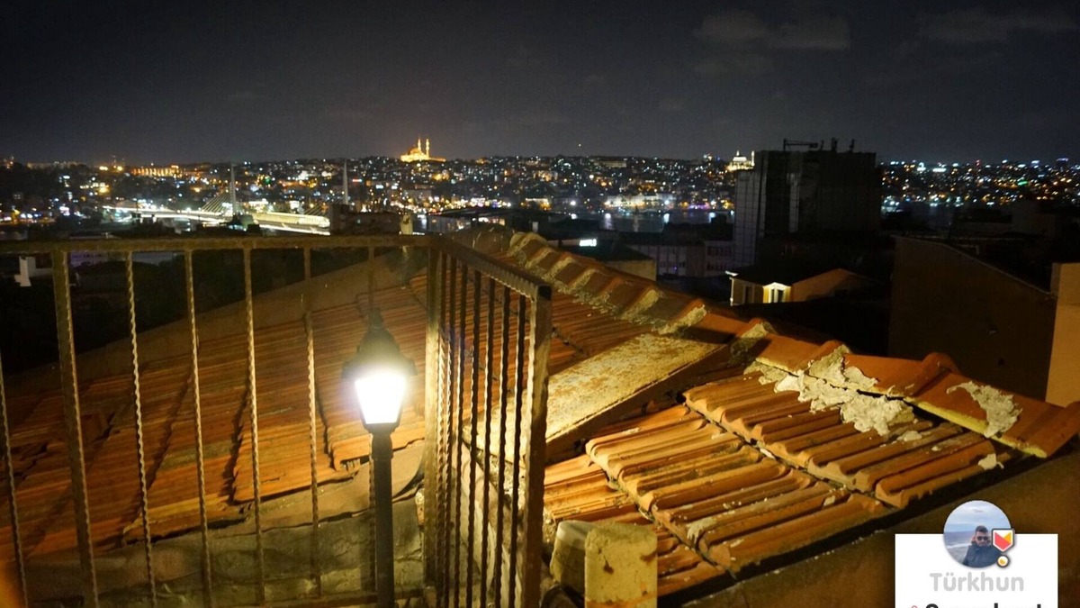 Galata Apartment | Cosy Apartment next to Galata Tower, Terrace with fabled view of the Bosporus