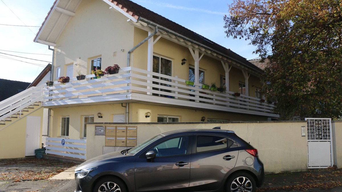 Horbourg-Wihr Apartment | Cosy apartment with balcony and garden view