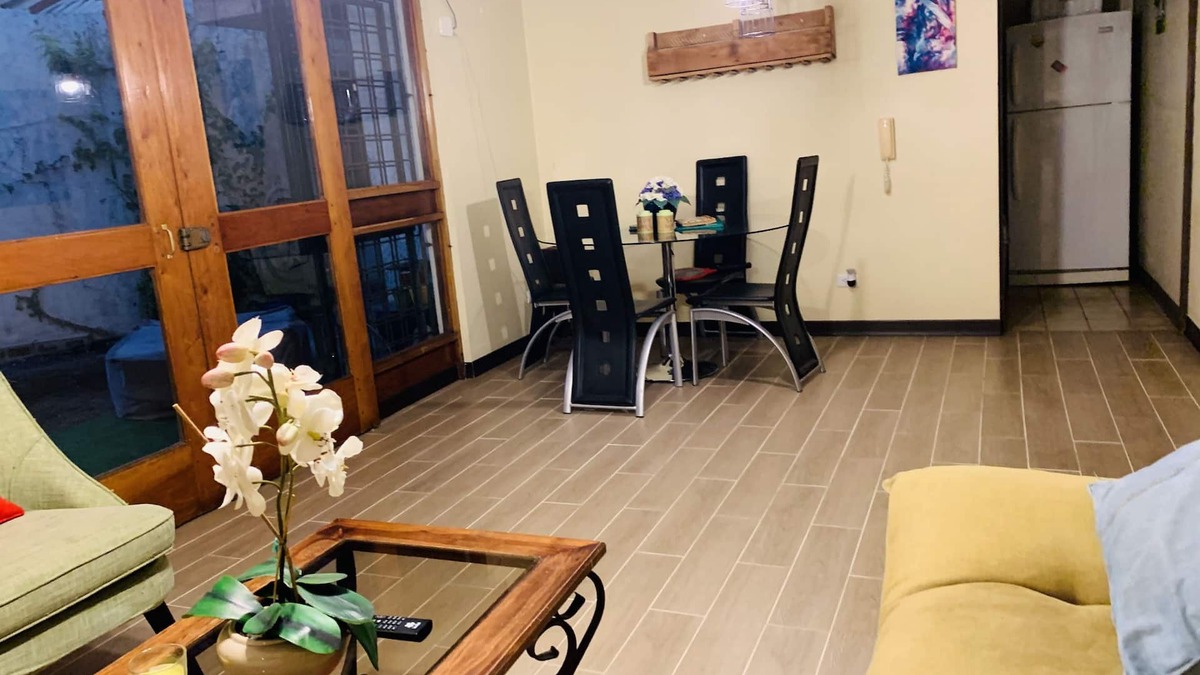 Hospital Condo | Cosy apartment with private Garden