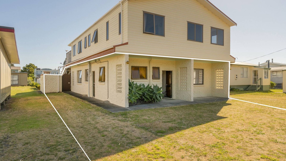 Cooks Beach Cottage | Cosy at Cooks - Cooks Beach Downstairs Unit