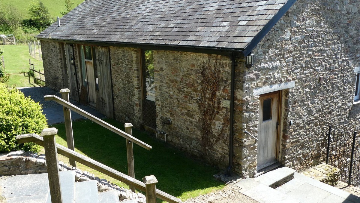 Combe Martin Cottage | Cosy Barn Conversion| Close to the Coast & Exmoor| North Devon