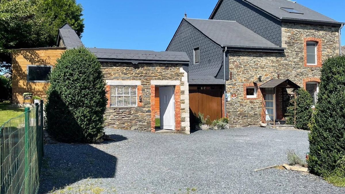 Paliseul House | Cosy cottage with sauna and bubblebath near Bouillon