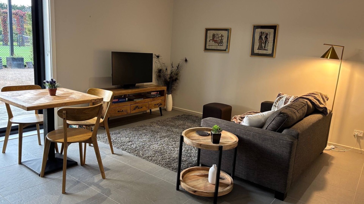 Freshwater Creek Apartment | Cosy Bellbrae Farm Studio within pedalling distance of surfcoast beaches