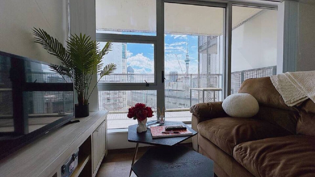 Grafton Apartment | Cosy bnb with skycity view