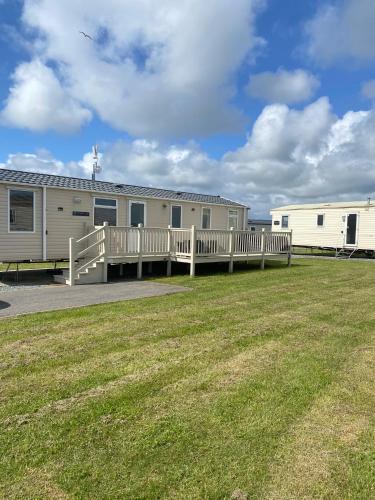 Winestead House | Cosy caravan