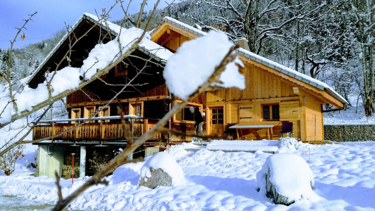 La Chapelle-d'Abondance Ski Chalet | Cosy chalet, la Chapelle d'Abondance, Portes du soleil, France, sleeps 12,