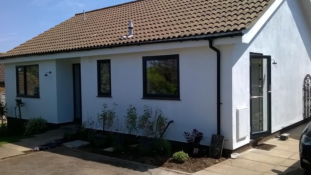 Deepdale Cottage | Cosy, comfy cottage near glorious beaches!