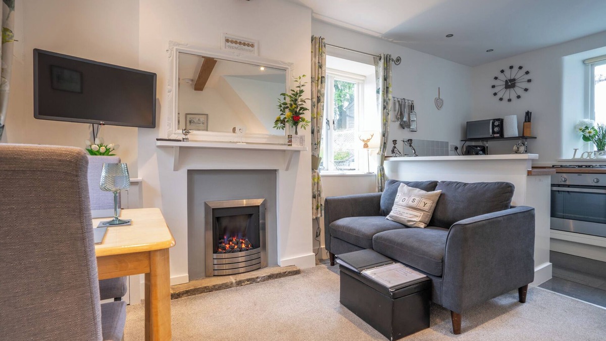Baslow Cottage | β¨ Cosy Corner Cottage β Romantic Hideaway in the Peak District π‘