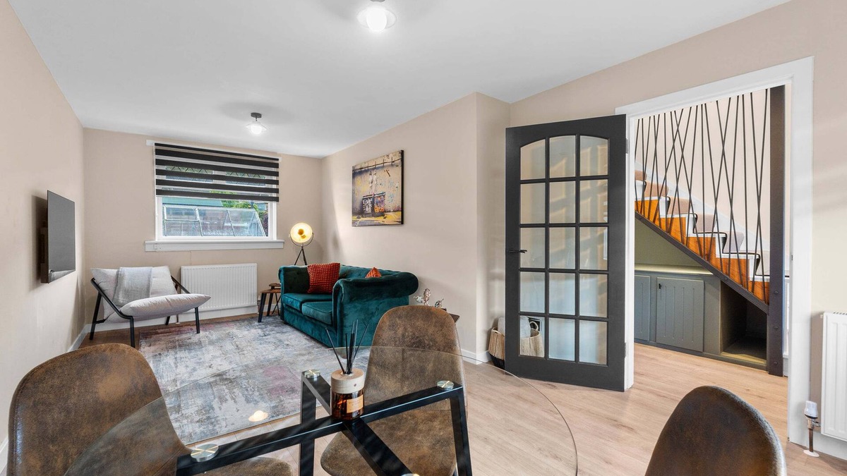 Innerleithen House | Cosy Corner in the Heart of Innerleithen