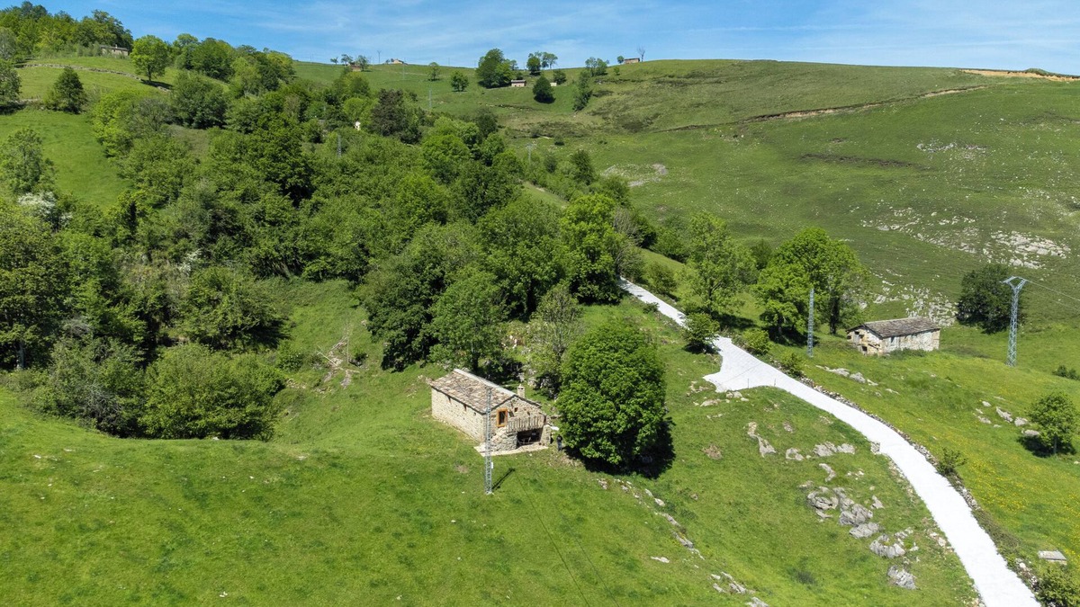 San Roque de Riomiera Cottage | Cosy cottage in Los Valles Pasiegos, Cantabria: Lo Lucas 1920