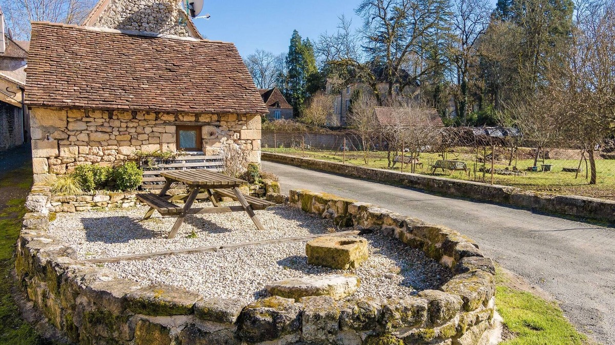 Peyzac-le-Moustier Cottage | Cosy cottage with garden
