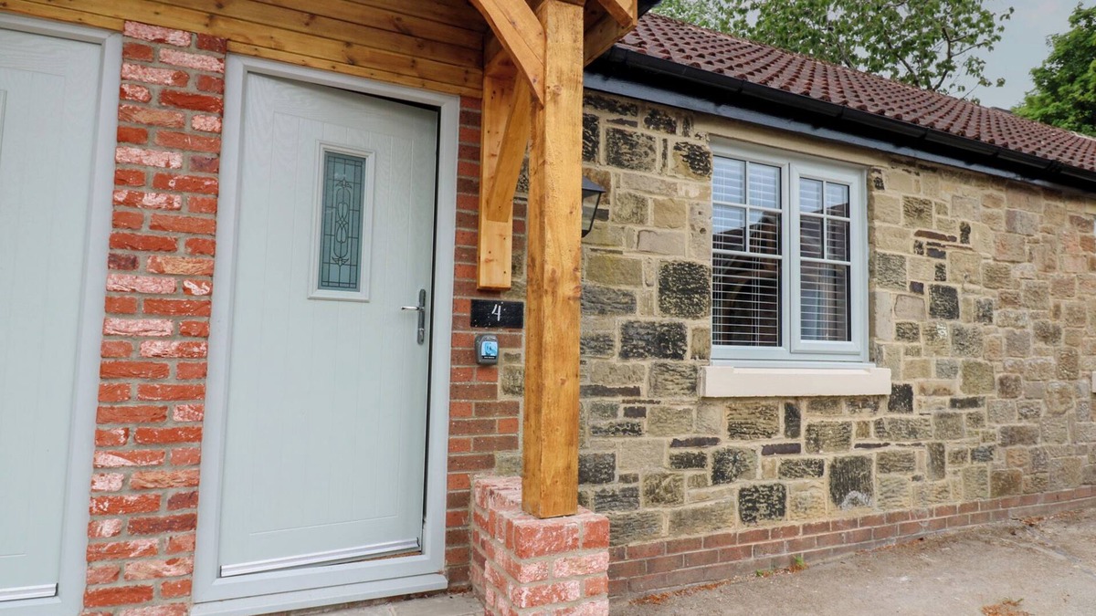 Durham Cottage | COSY COTTAGE 4, pet friendly in Brandon, County Durham