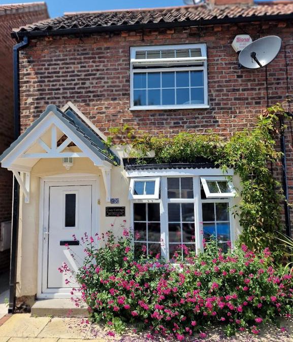 Bawtry Apartment | Cosy Cottage Central Bawtry - 2 Bedroom - High End Furnishings