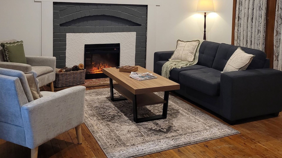 Forest Hill House | Cosy Cottage Free WiFi, off street parking