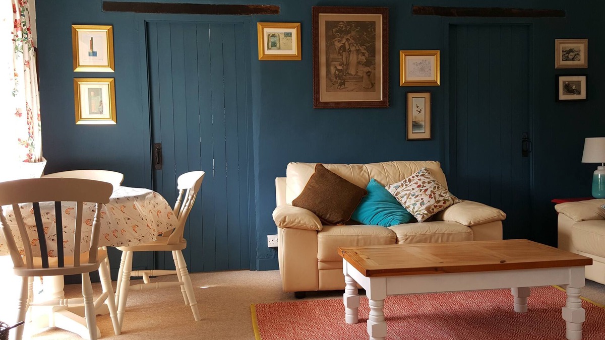 Elworthy Cottage | Cosy Cottage in beautiful countryside