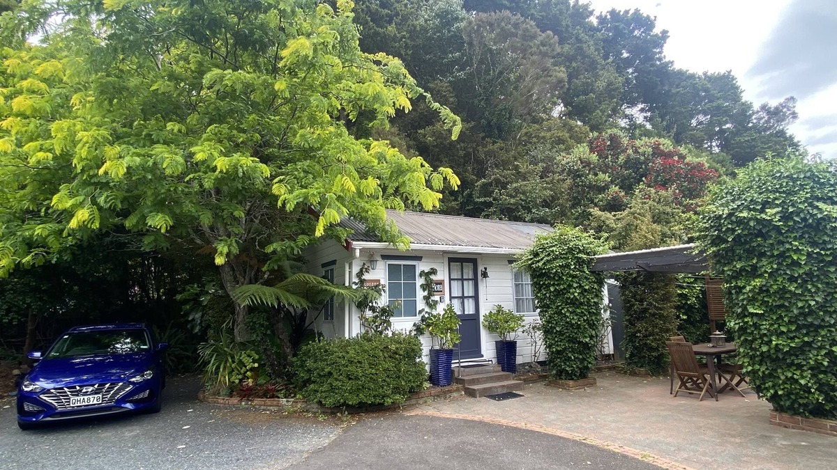 Paihia Cottage | Cosy Cottage in Central Paihia