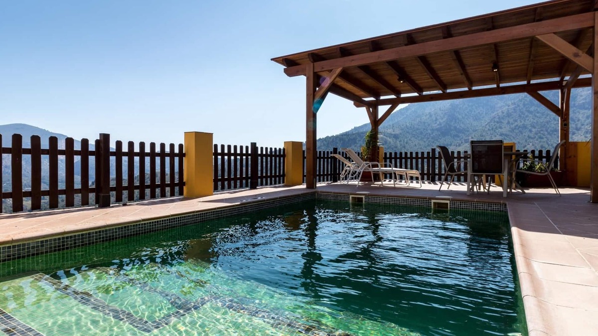 Los Guajares Other | Cosy cottage with views, pool and wifi