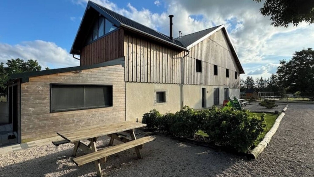 Laviron Cottage | Cosy cottage with relaxing view and outdoor barbecue
