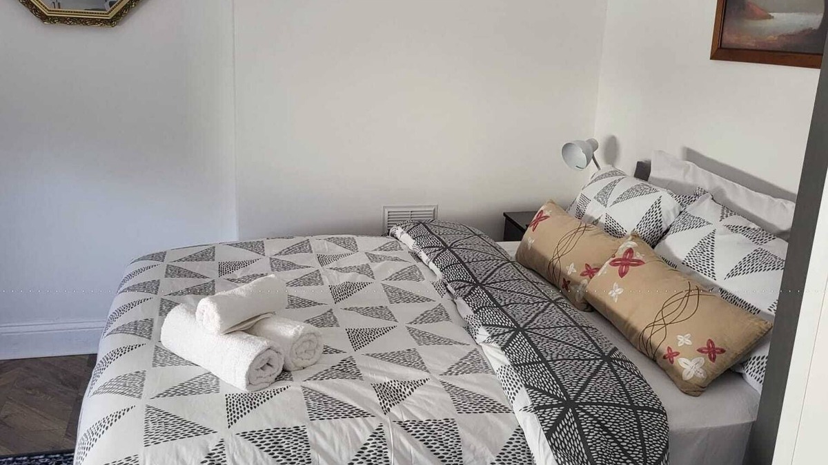 Stone Apartment | Cosy double room in Greenhithe,