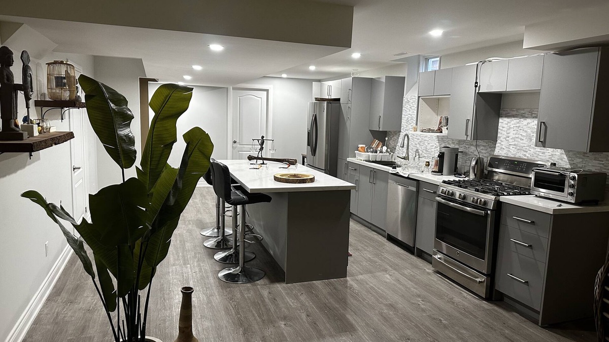 Richmond Hill House | Cosy Elegance: New-Build 2-nBedroom Luxury Stay