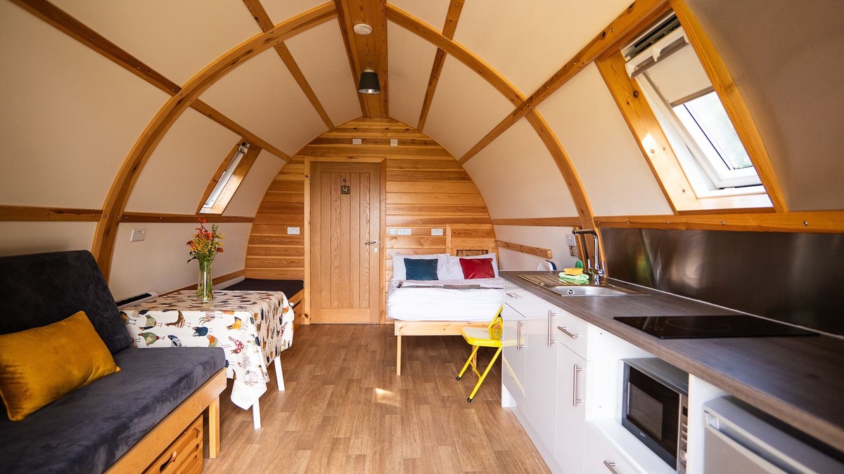 Bury St Edmunds Cabin | Cosy Family Cabin With Accessible Facilities