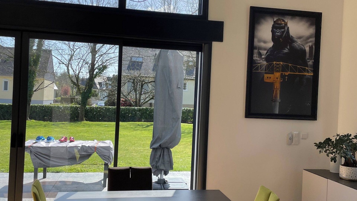 Chateaugiron House | Cosy family home with large garden - 10 min Rennes - 1h Mont Saint-Michel