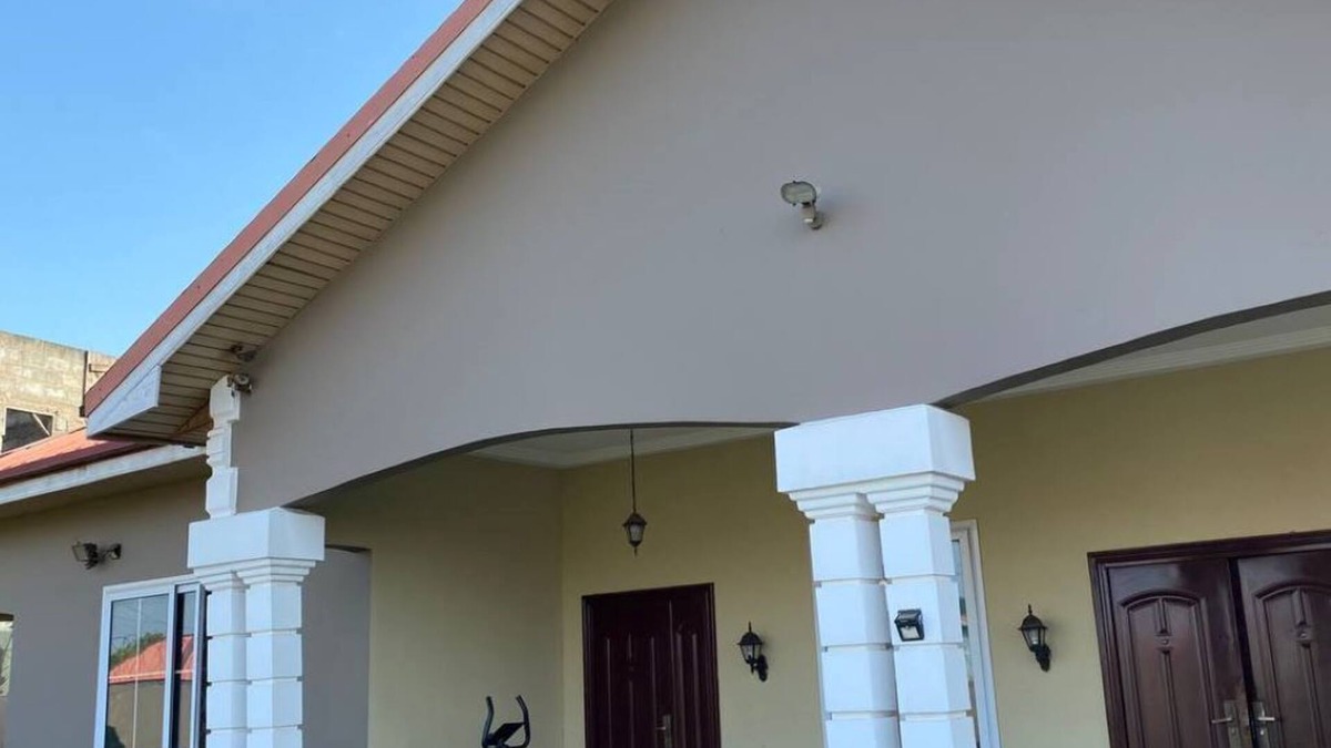 Tema House | Cosy family villa providing a relaxing atmosphere in Tema .Close to restaurants.
