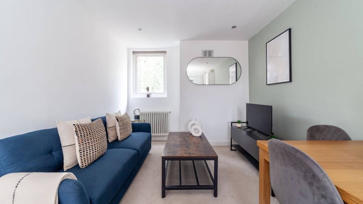 Wandsworth Apartment | Cosy Flat Near Wandsworth Common
