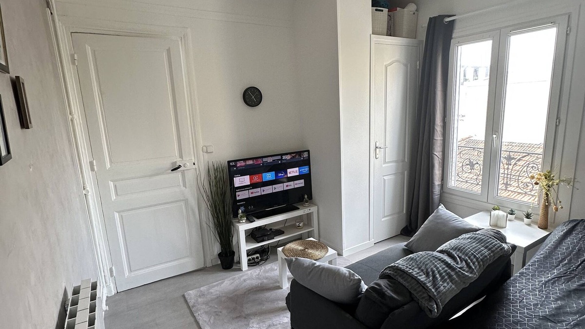 Gambetta Apartment | Cosy Home - 10 min From Paris