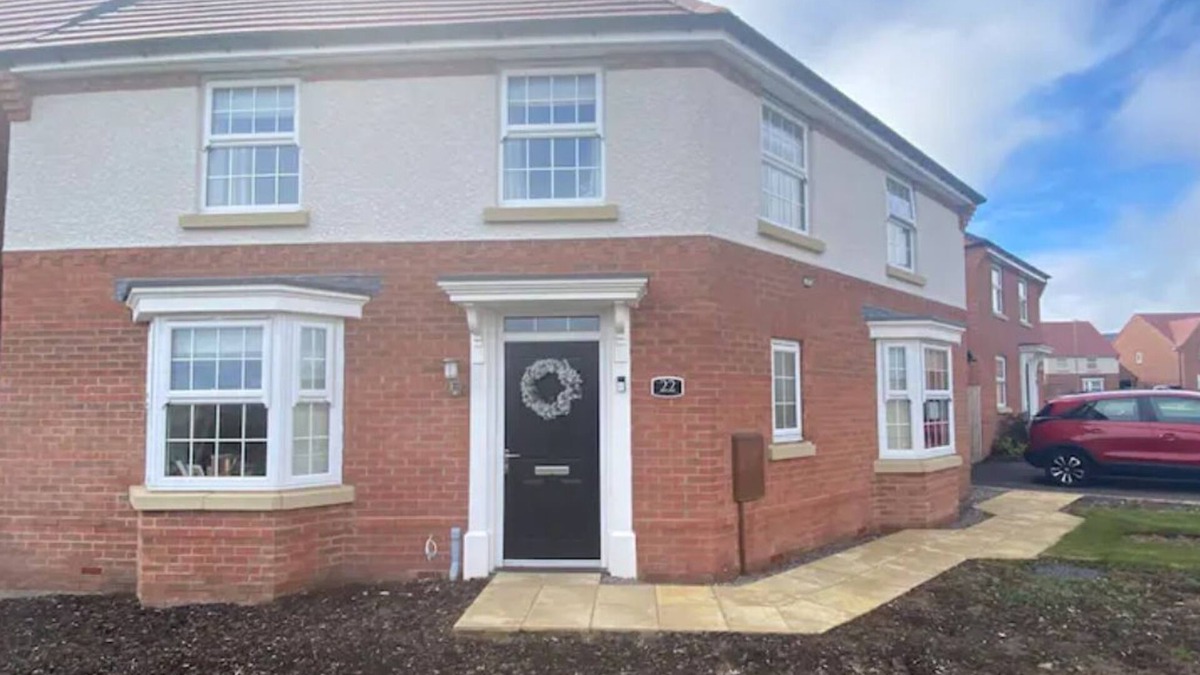 Grantham House | Cosy Home in Quiet Village