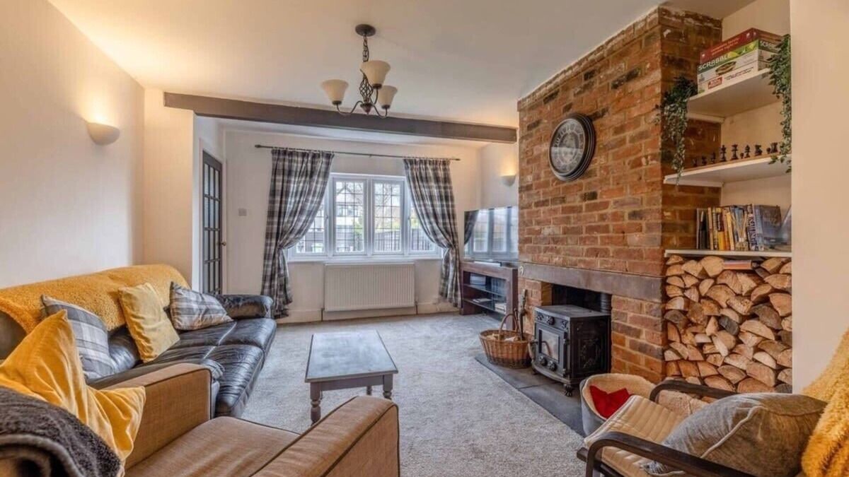 Maidenhead House | COSY HOME NEAR DORNEY, WINDSOR & Free Parking