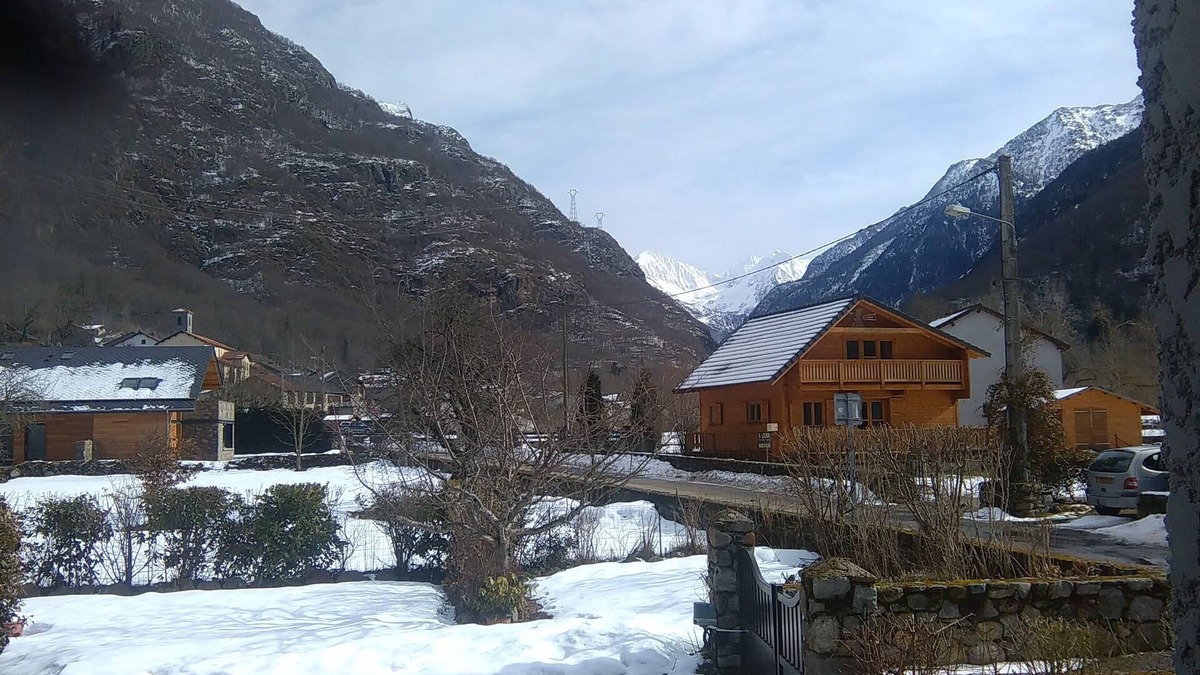 Orlu House | COSY HOUSE MOUNTAIN VIEW, ON ORLU GARDEN 5mn AX LES THERMES IDEALE FAMILLE