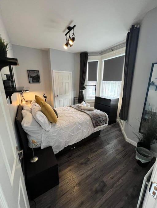Jesmond Apartment | Cosy Jesmond 3 bed apartment - fantastic location