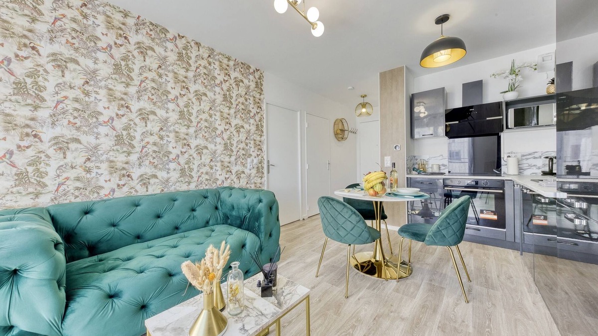 Melun Apartment | Cosy Melun