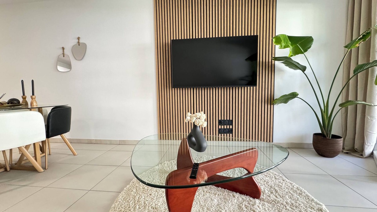 Hopitaux-Facultes Apartment | Cosy, modern apartment in the Hôpitaux-Facultés district