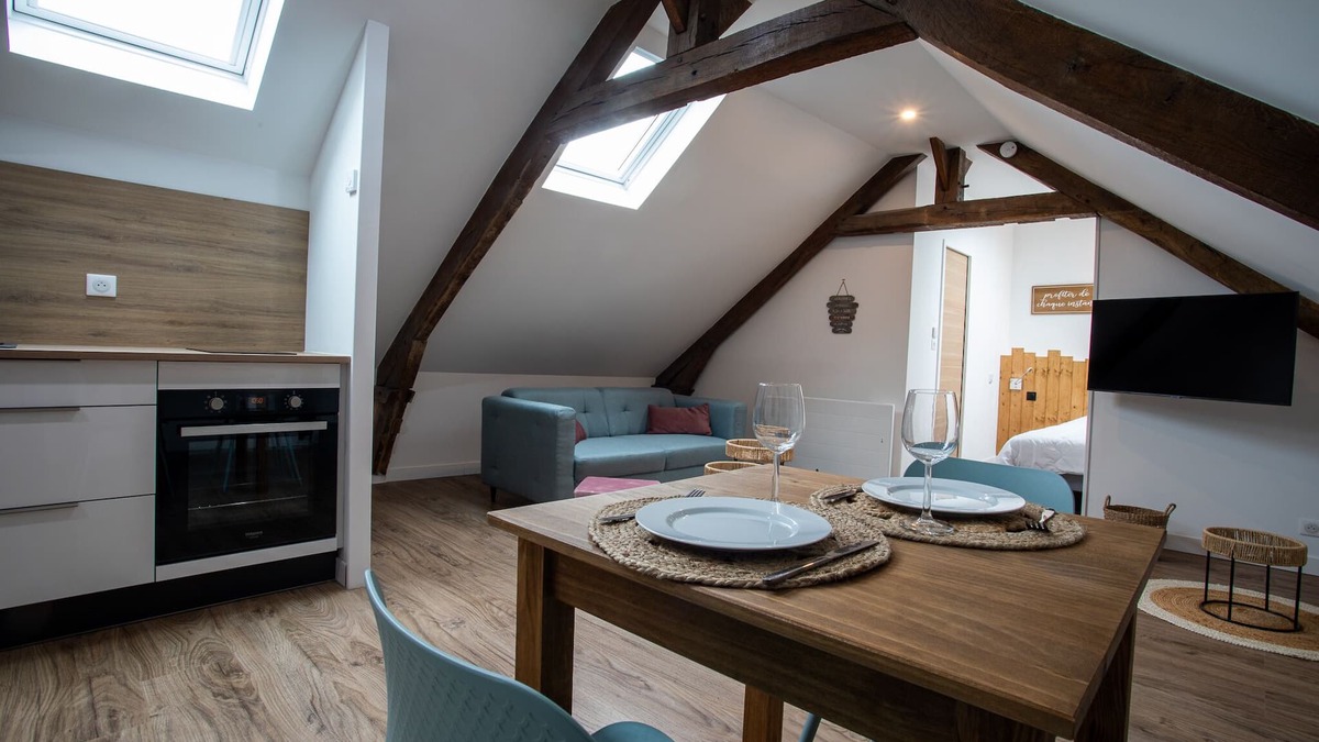 Eu Apartment | Cosy, modern apartment
