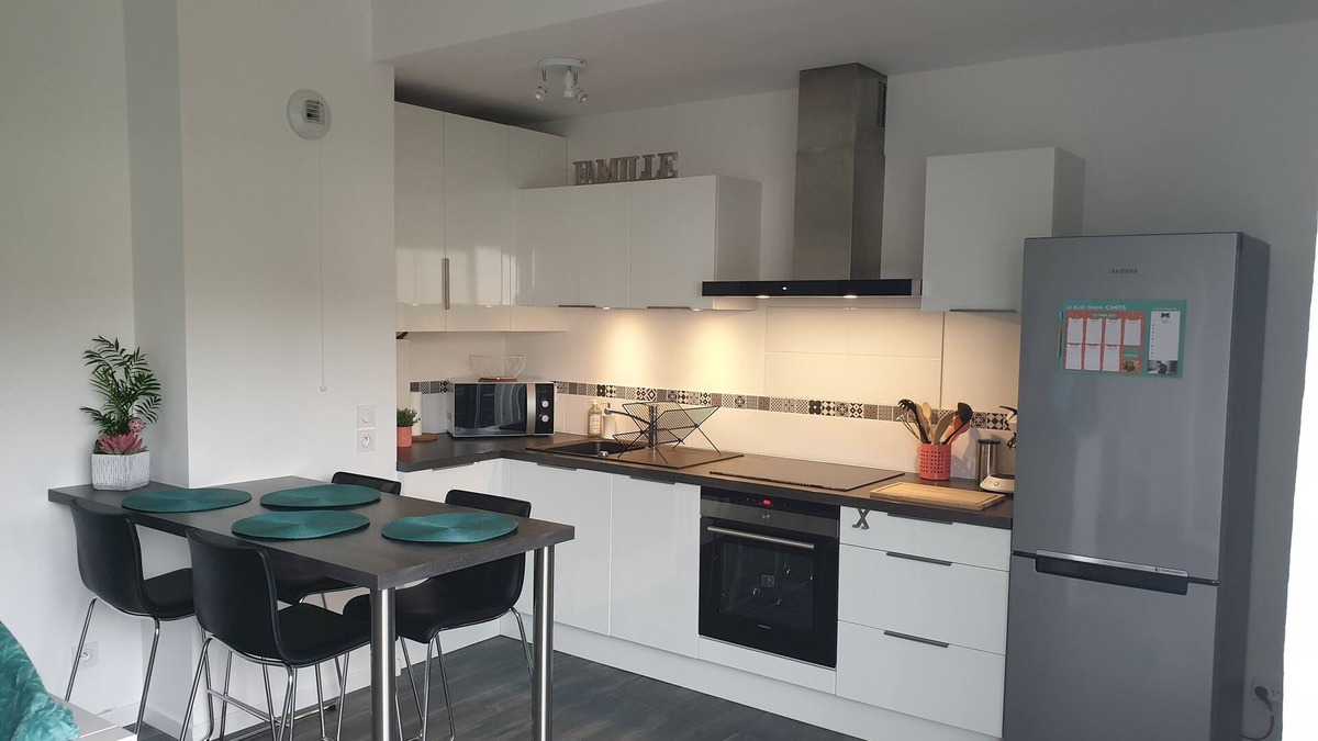 Crecy-en-Brie Apartment | Cosy "O fil de l'O" apartment 10 minutes from Disneyland
