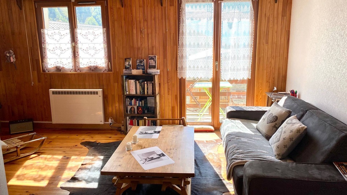 Besse House | Cosy, peaceful house in the heart of the Oisans. Dogs admitted.