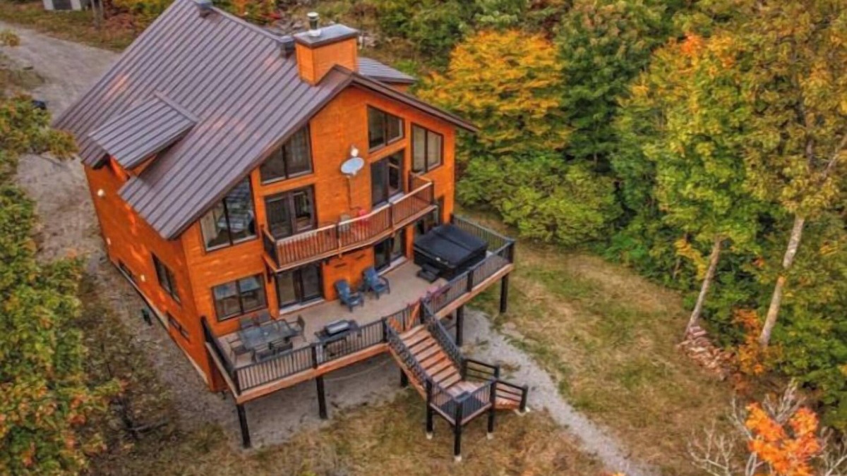 Sainte-Beatrix House | Cosy private chalet