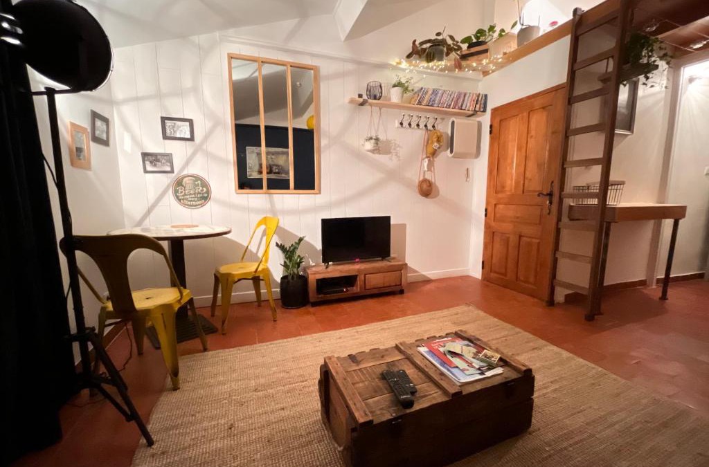 Belgentier Apartment | Cosy Provençal