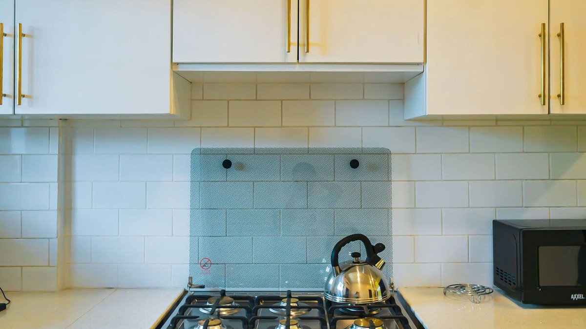 Noord Apartment | Cosy & Quirky Wolf Apartment