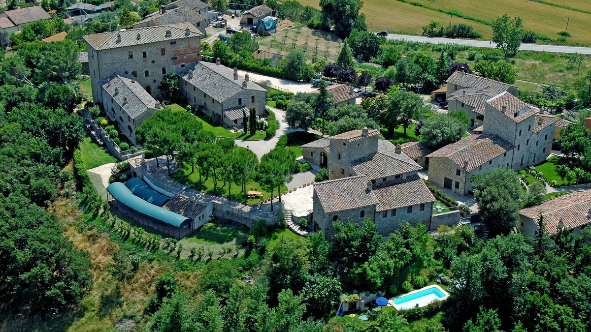Castiglione della Valle Apartment | Cosy retreat in Castello Monticelli; 2 hrs from Florence; minimum stay 2 months.