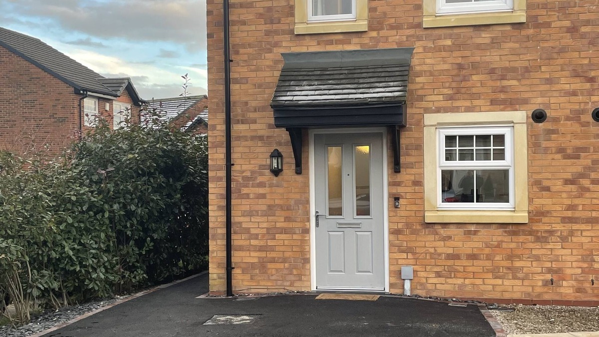 Longridge House | Cosy retreat just 10 minutes away from the heart of a village
